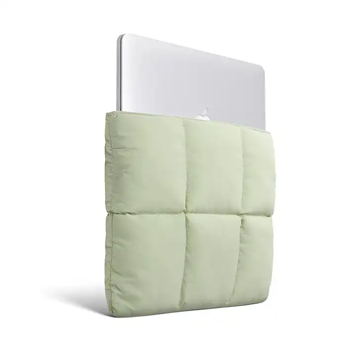 Quilted Shockproof Laptop Sleeve – Lightweight & Stylish Protection for Women